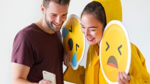 emotsionalnaya-svyaz-v-otnosheniyah-kak-podderzhivat