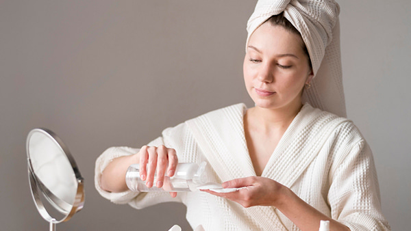 kak-pravilno-ochischat-kozhu-poshagovaya-shema-dlya-lyubogo-tipa