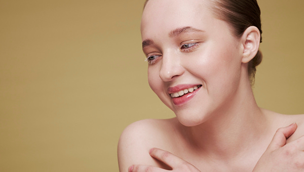 povyshennaya-chuvstvitelnost-kozhi-kak-uhazhivat-i-zaschitit-eyo